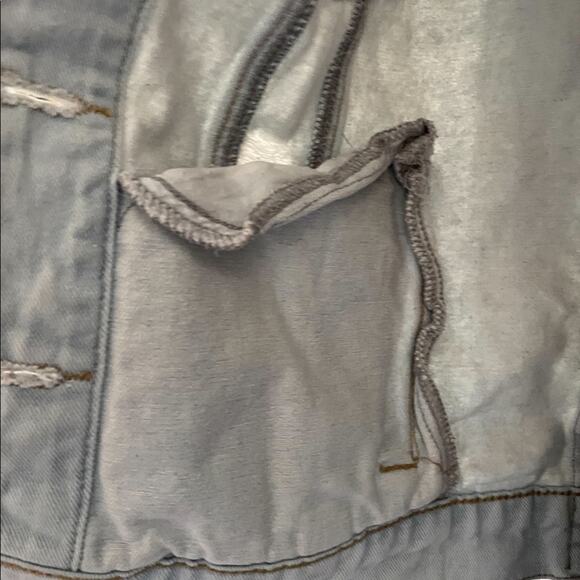 Sky and Sparrow Light wash Distressed Jean Jacket size medium - Picture 6 of 12